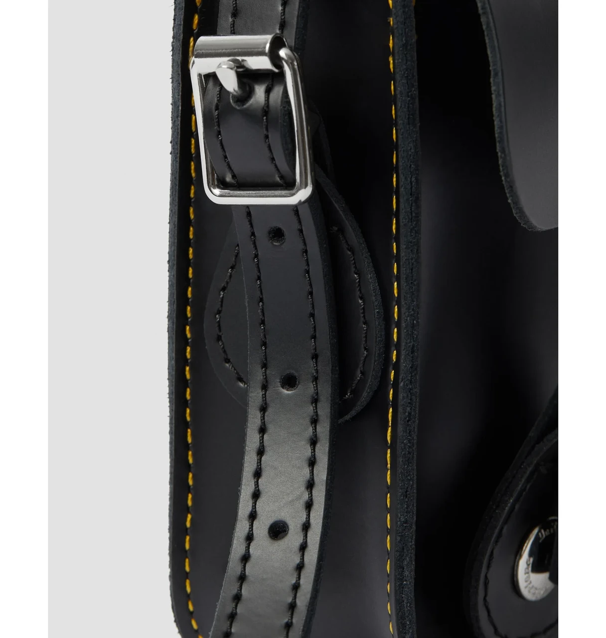 Сумка через плече «Міський ритм» — чорна шкіряна унісекс - Image 4